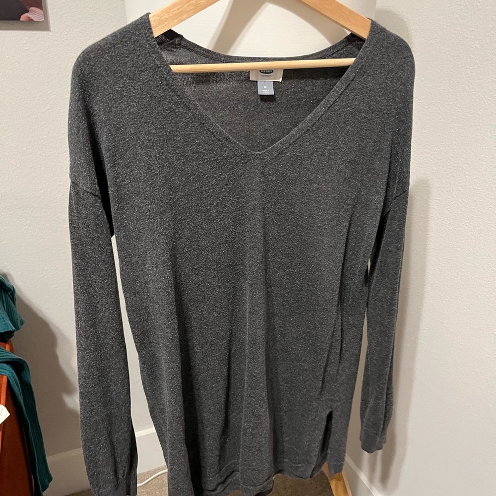 Old Navy Women's Charcoal V-Neck Long Sleeve Pullover